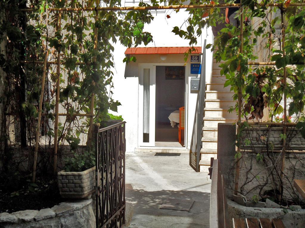 Apartments Spiro Split Exterior photo